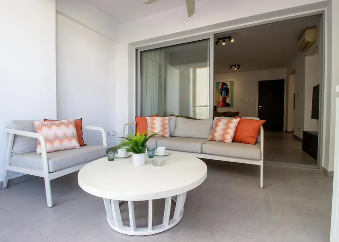 Modern Retreat - Balcony And Chic Design