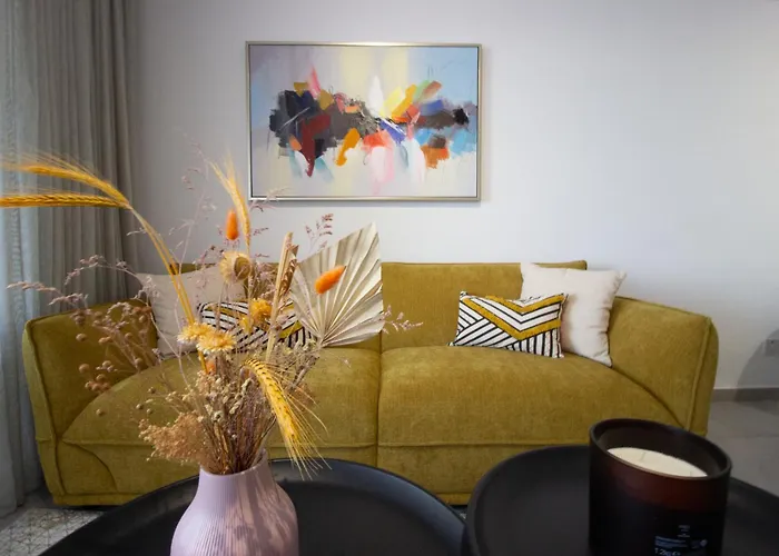 Modern Retreat - Balcony And Chic Design